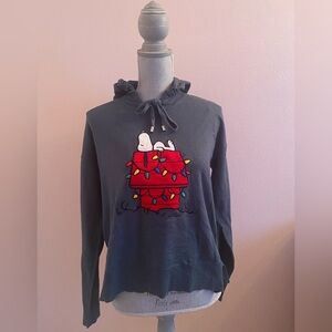 Peanuts Women's Green Embroidered Hooded Lightweight Sweater w/ Snoopy NWT!!